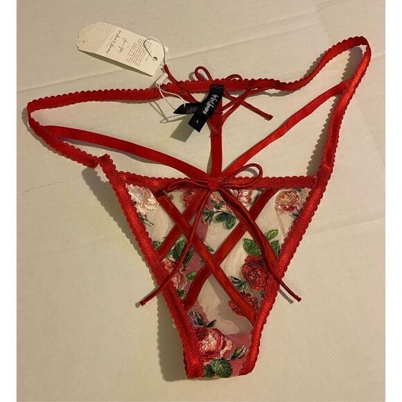 Victoria’s Secret For Love & Lemons Roses Lace Lattice GARTER BELT & Thongs NWT - Picture 5 of 14